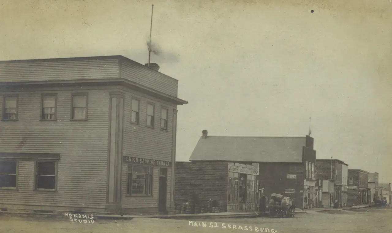 Main Street, Strasbourg, with Union Bank of Canada, about 1910